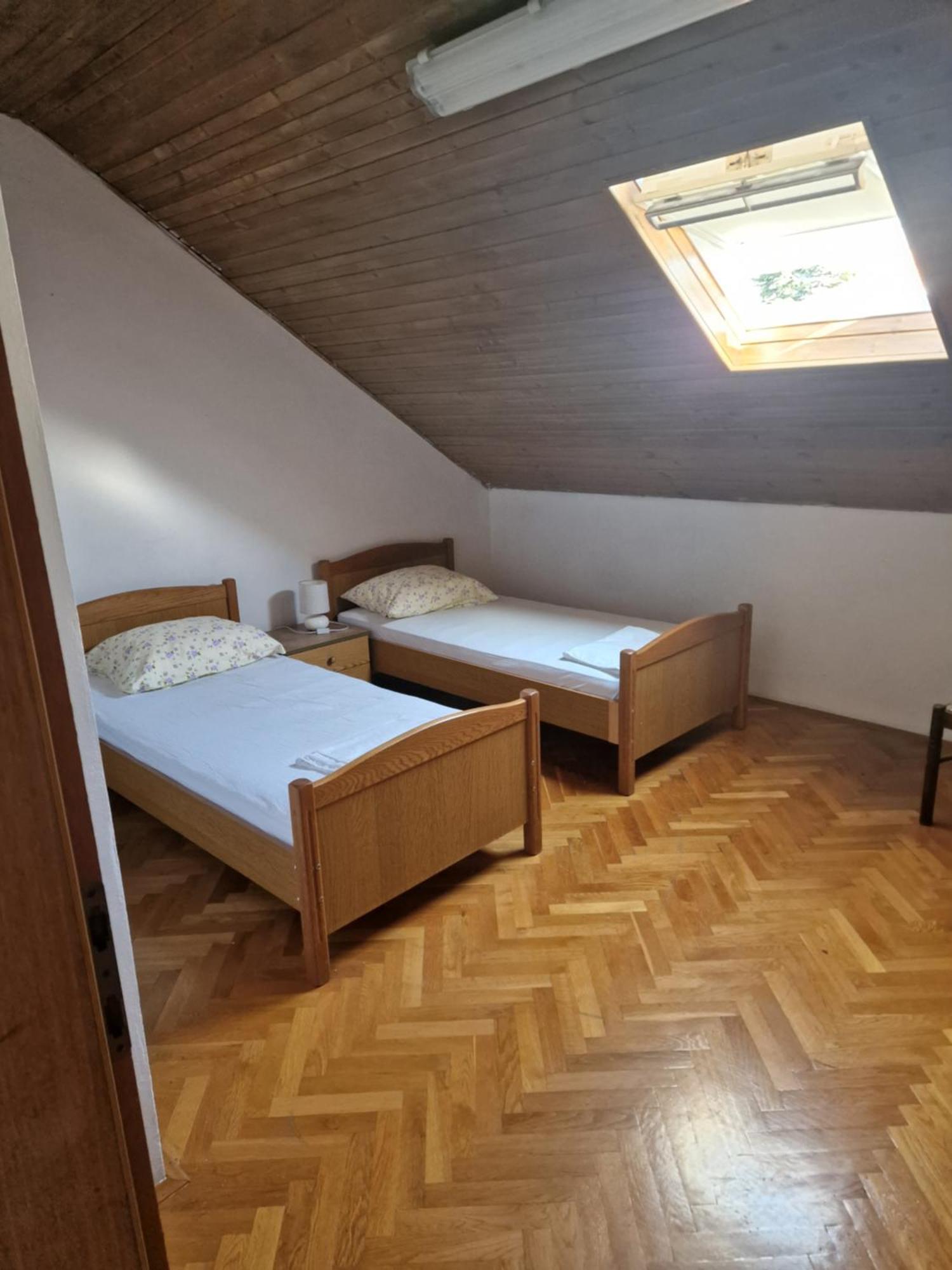 Ivana Appartement *